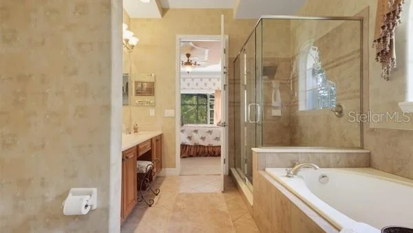 Photo of 601 SPRING OAK CIRCLE