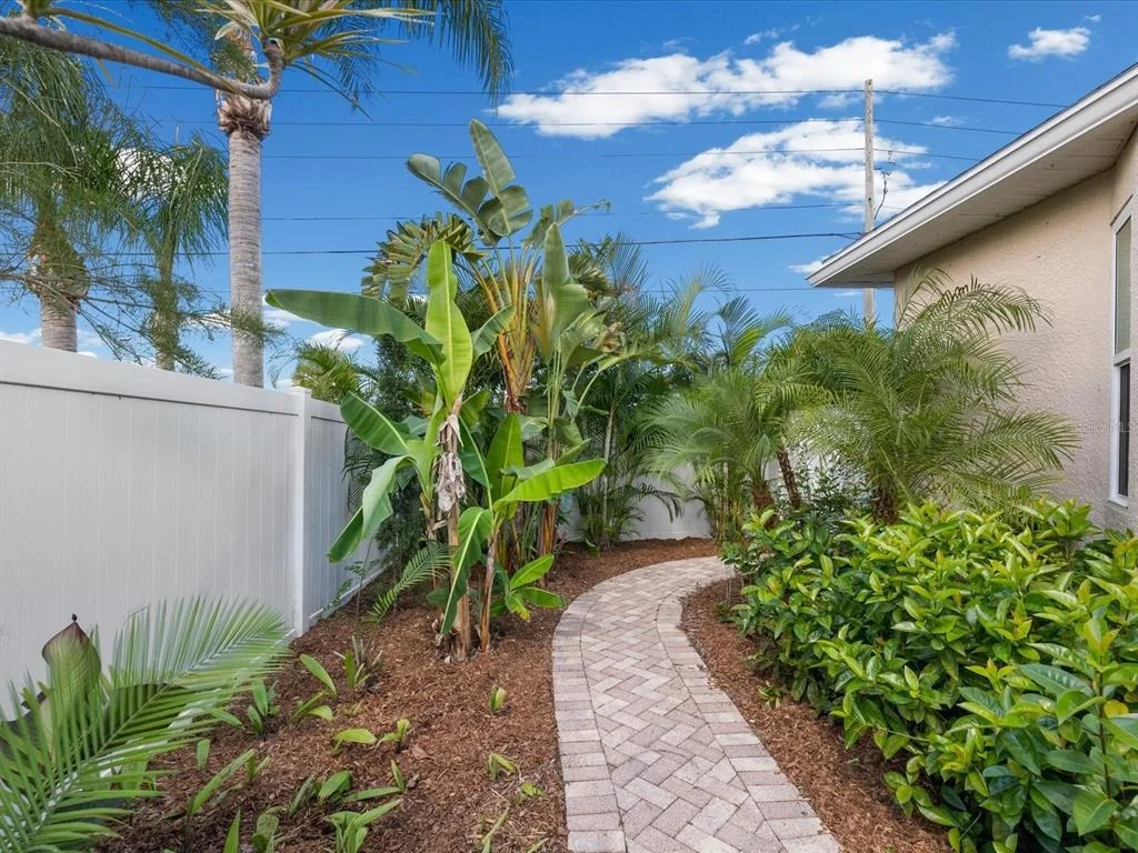 Photo of 1101 HALEY LANE