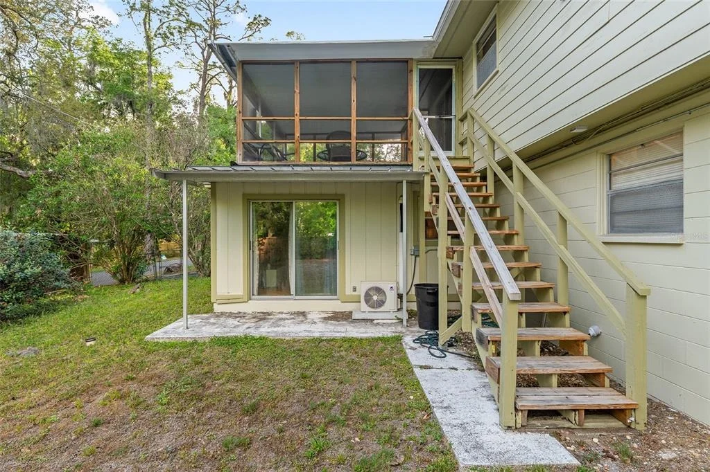 Photo of 505 NW 37TH PLACE