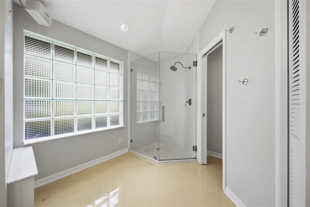Photo of 16416 WINDSOR PARK DRIVE