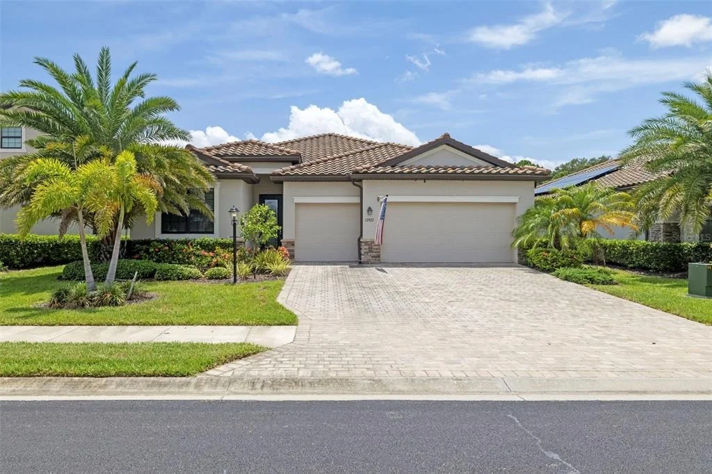 Photo of 17927 POLO TRAIL