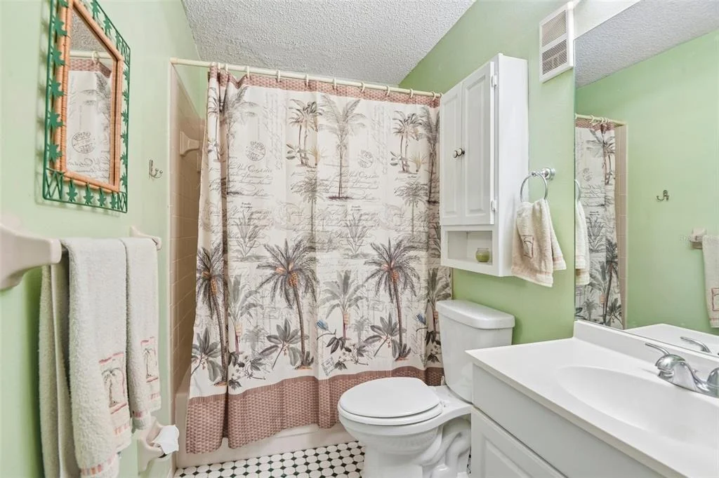 Photo of 6413 RIVER LODGE LANE
