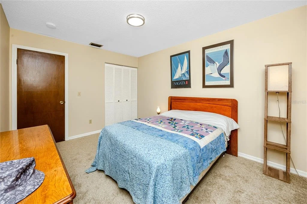 Photo of 14012 CASCADE LANE