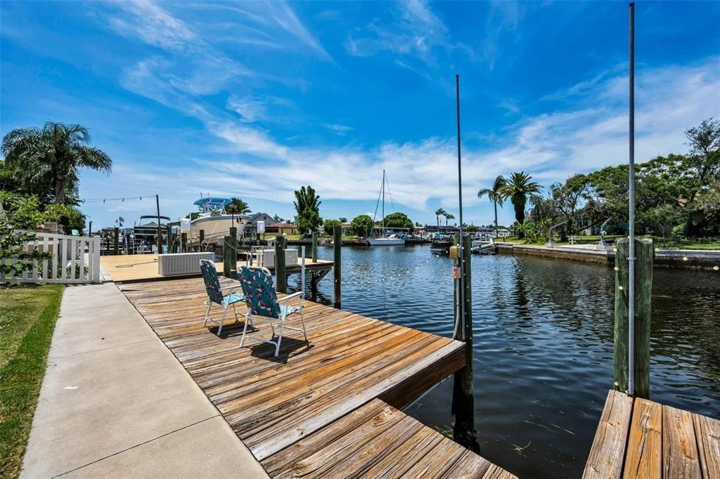 Photo of 4825 SHELL STREAM BOULEVARD