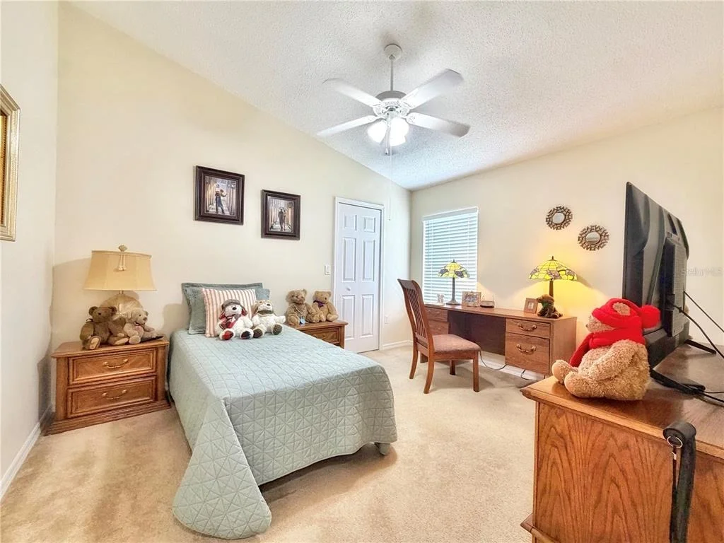 Photo of 259 CENTER OAK CIRCLE