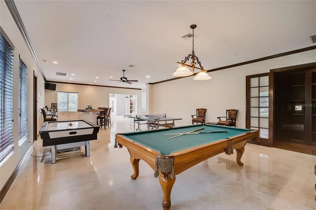Photo of 854 MACEWEN DRIVE