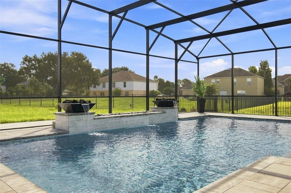 Photo of 6113 WATERFIELD WAY