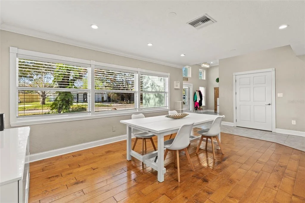 Photo of 5657 OCEANIC ROAD