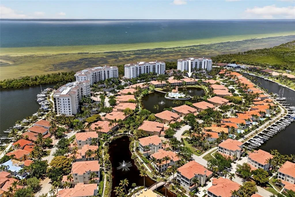 Photo of Unit D at 3336 SUNSET KEY CIRCLE