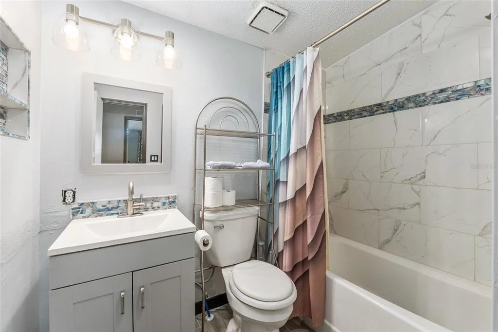 Photo of 6832 NE 3RD PLACE