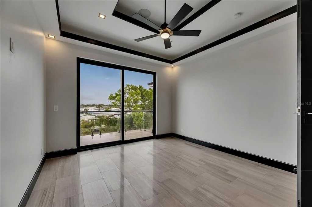 Photo of 6528 SIMONE SHORES CIRCLE
