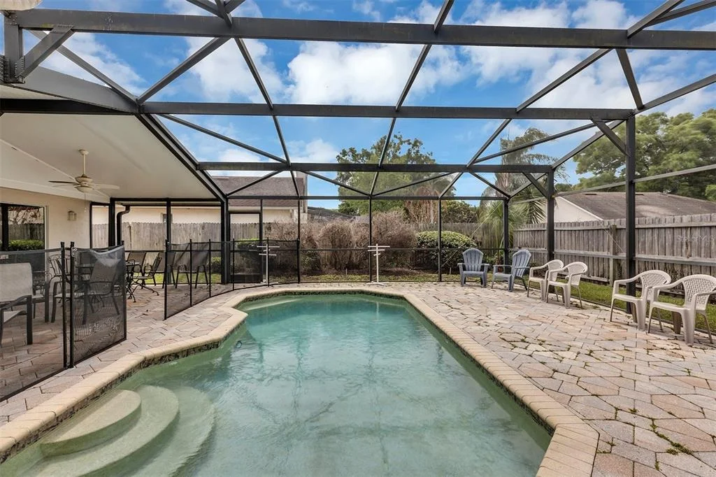 Photo of 406 STERLING LAKE DR