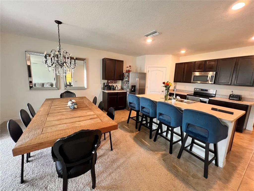 Photo of 1267 IGUANA LOOP