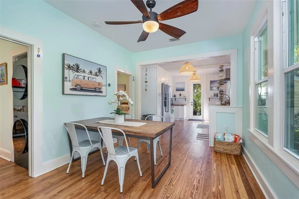 Photo of 703 SHADY LANE