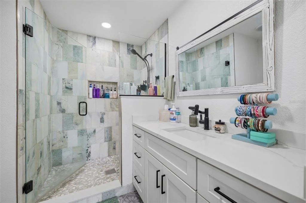 Photo of 14523 BARLOW LANE