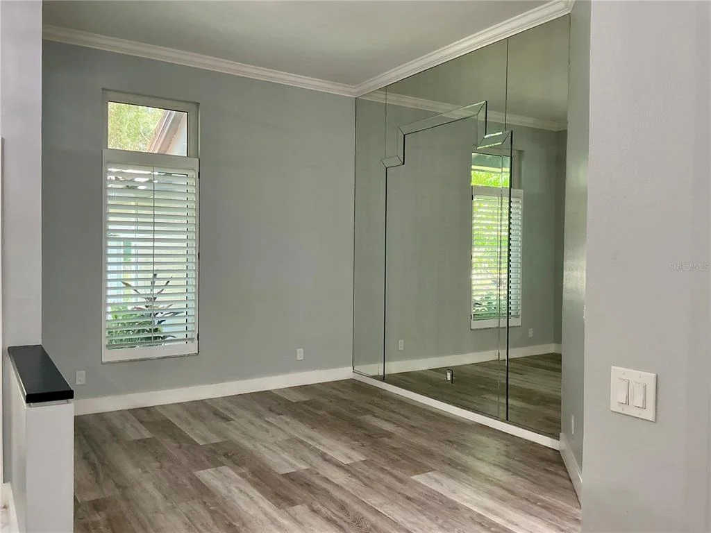 Photo of 126 OLD OAK CIRCLE