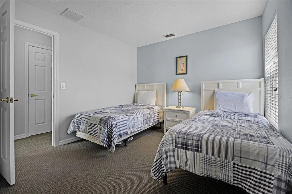 Photo of 321 ROSSO DRIVE