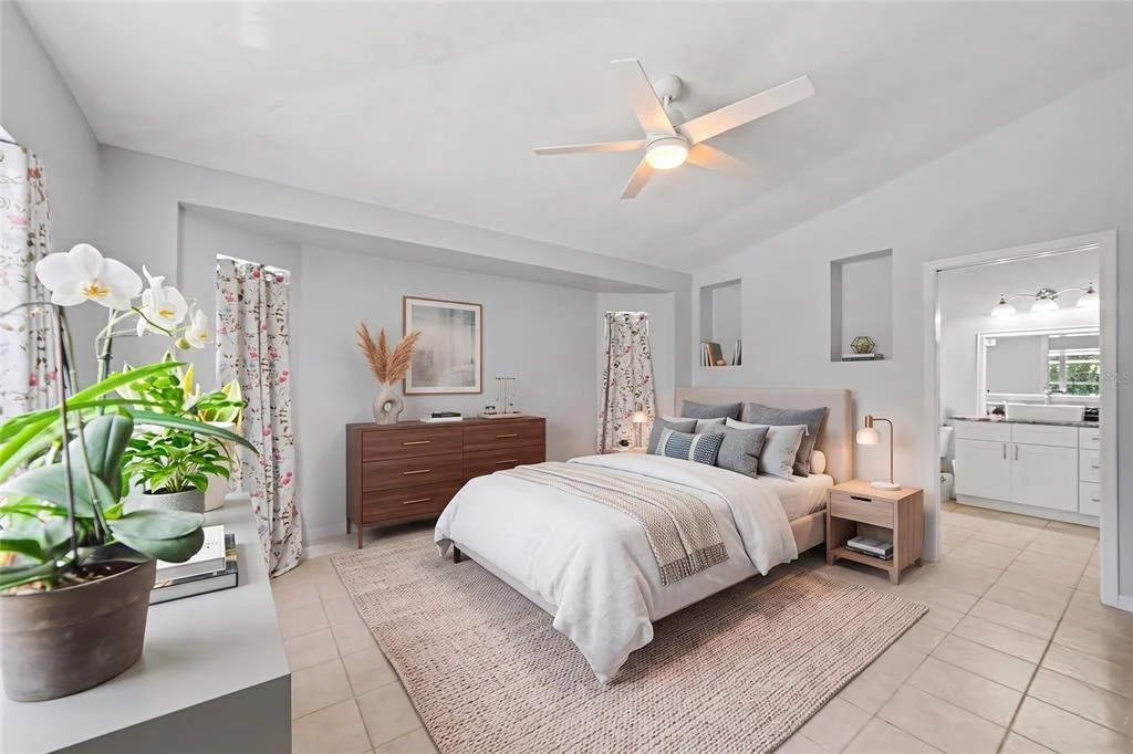 Photo of 23513 BELLAIRE LOOP
