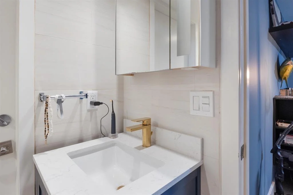 Photo of 238 ISLAND CIRCLE