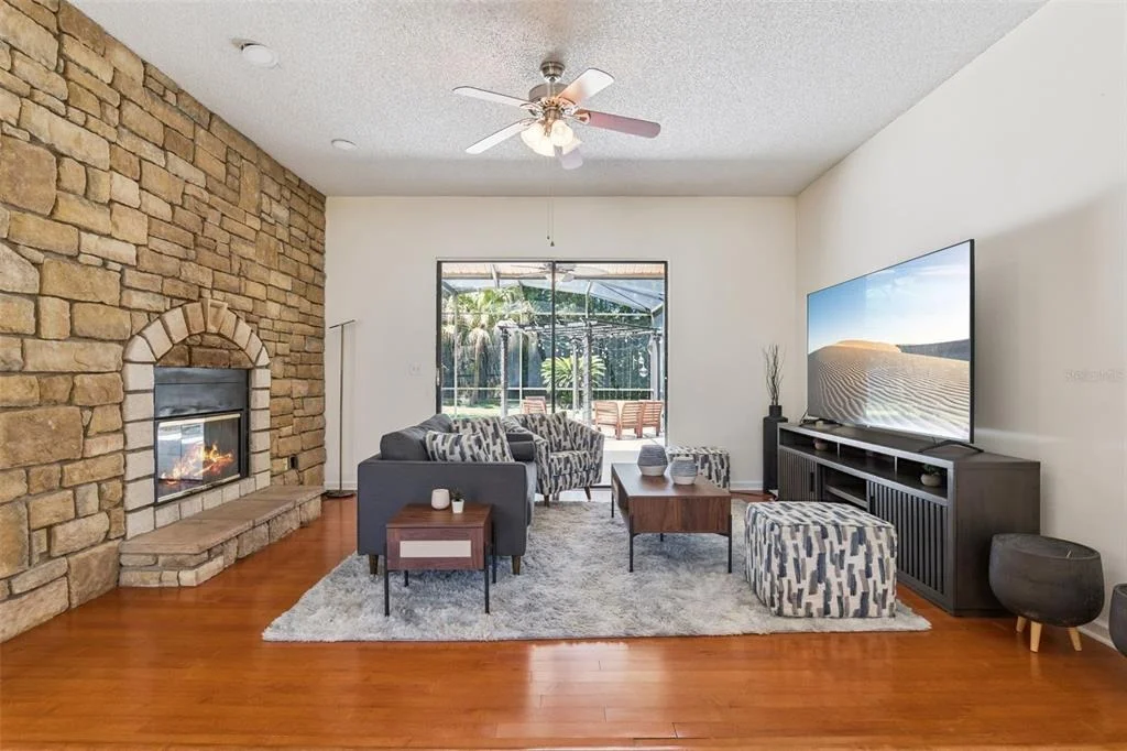 Photo of 1462 DEER LAKE CIRCLE