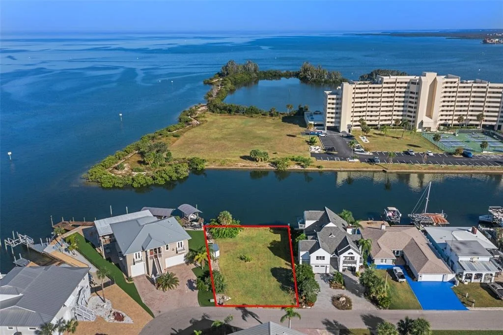 Photo of 5889 BEVERLY DRIVE