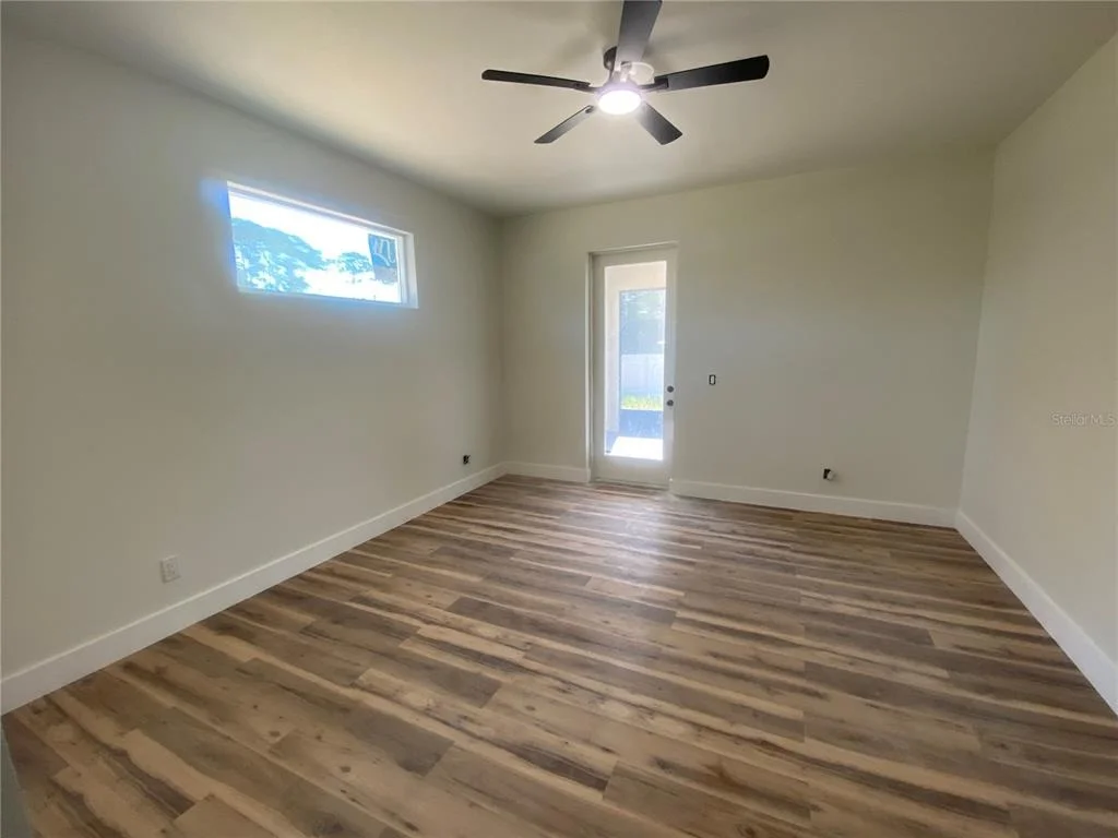 Photo of 410 CITROEN DRIVE