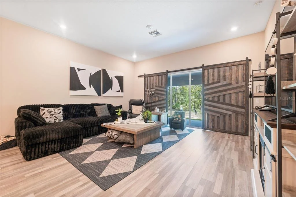 Photo of 13073 JAYWALK ROAD