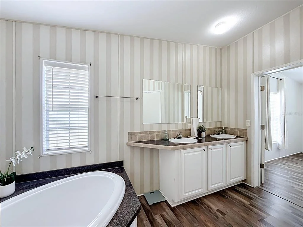 Photo of 25110 ALAMANDA DR