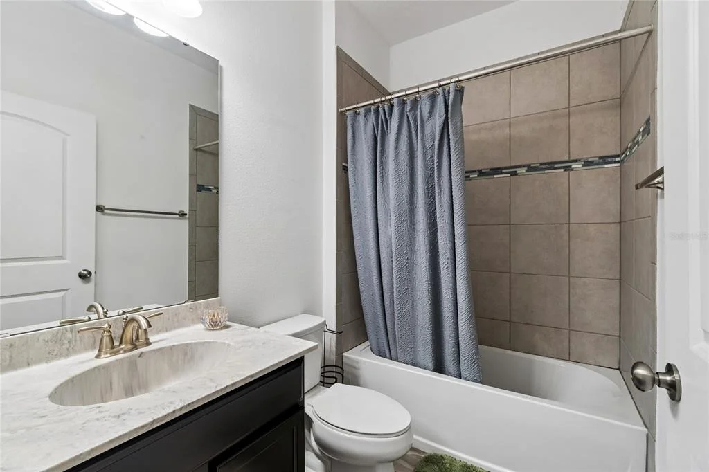 Photo of 943 OLD WINDSOR WAY