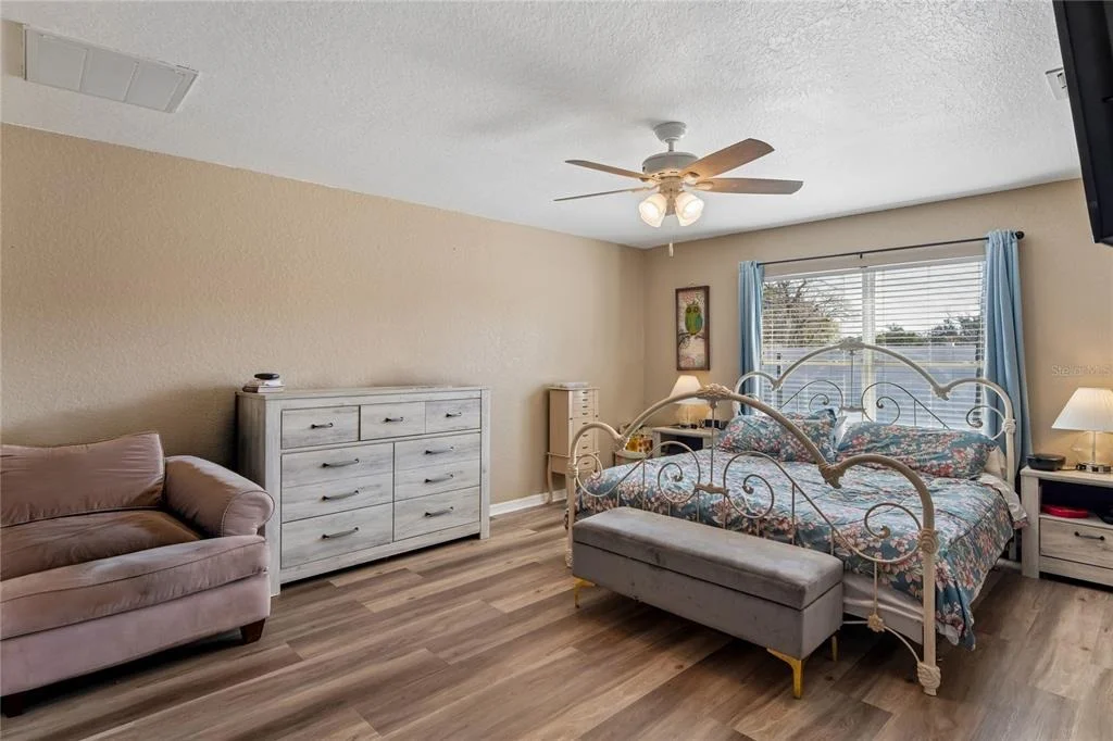 Photo of 10318 GIFFORD DRIVE