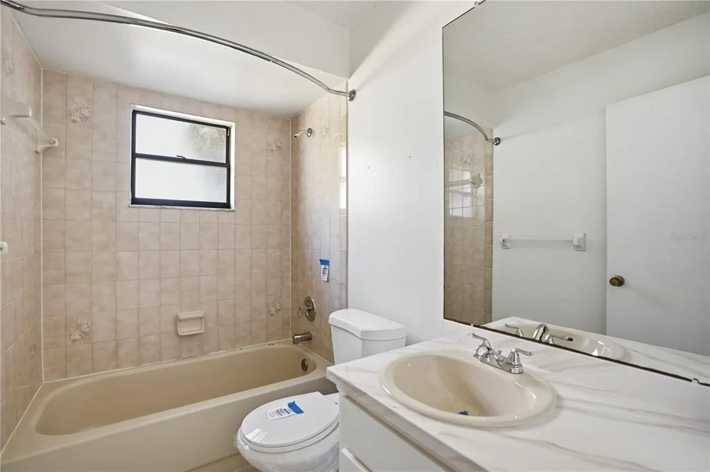 Photo of 2304 HAWTHORNE ROAD
