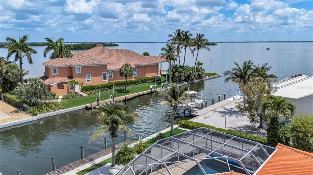Photo of 617 ROUNTREE DRIVE