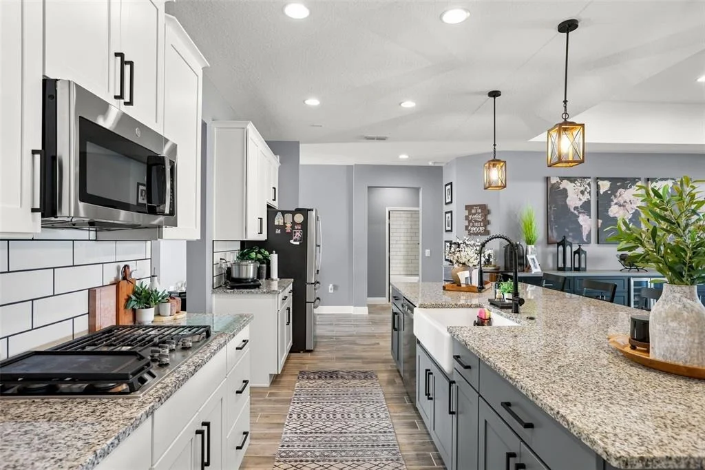 Photo of 4924 GOLDEN ZENITH WAY