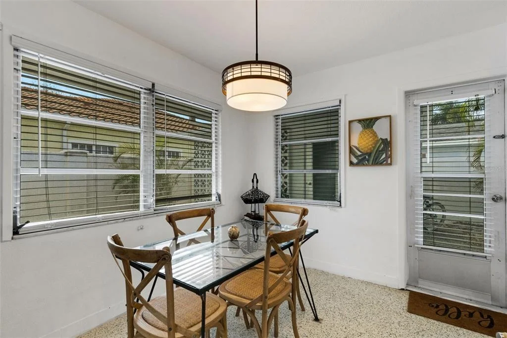 Photo of 531 GRANADA AVENUE