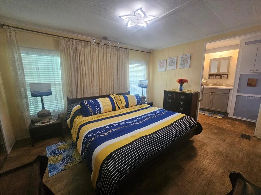 Photo of 225 TARPON LANE