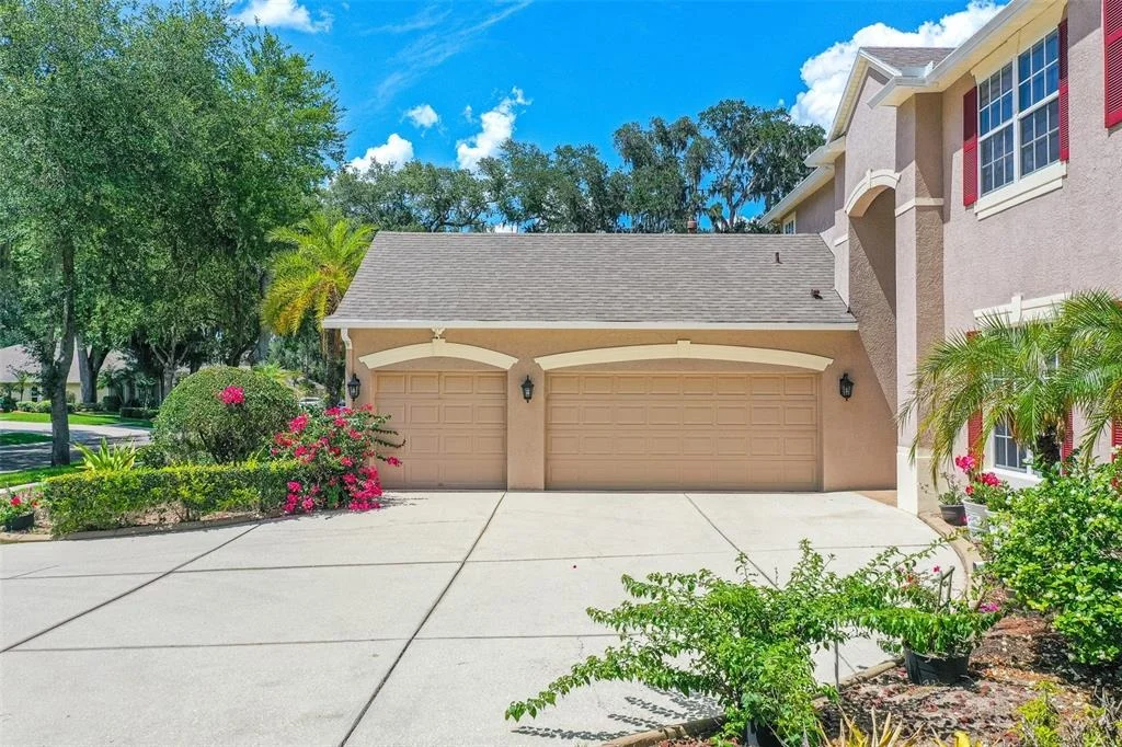 Photo of 915 HICKORY FORK DRIVE