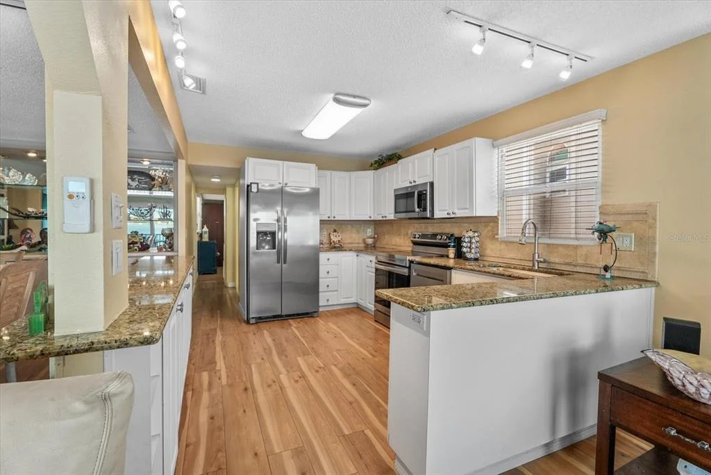 Photo of 33 N STARBOARD DRIVE