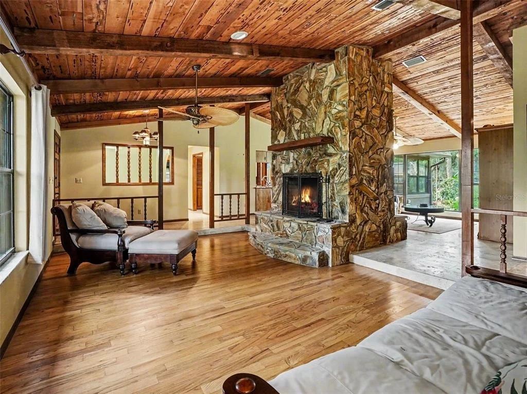 Photo of 4870 CITRUS OAK LANE