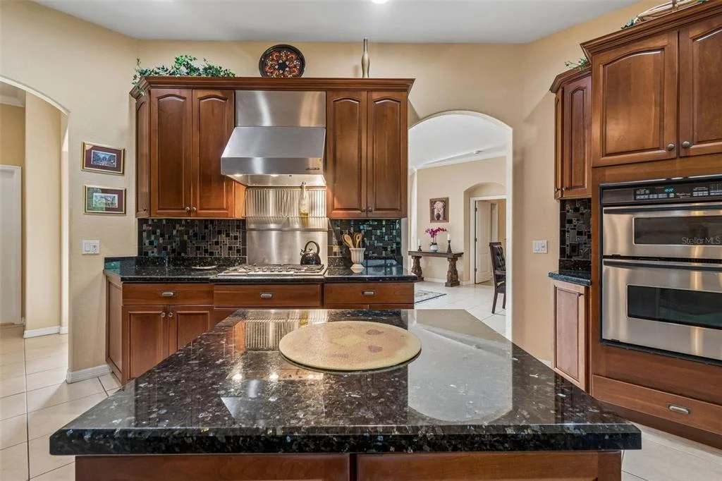 Photo of 566 PLANTERS MANOR WAY