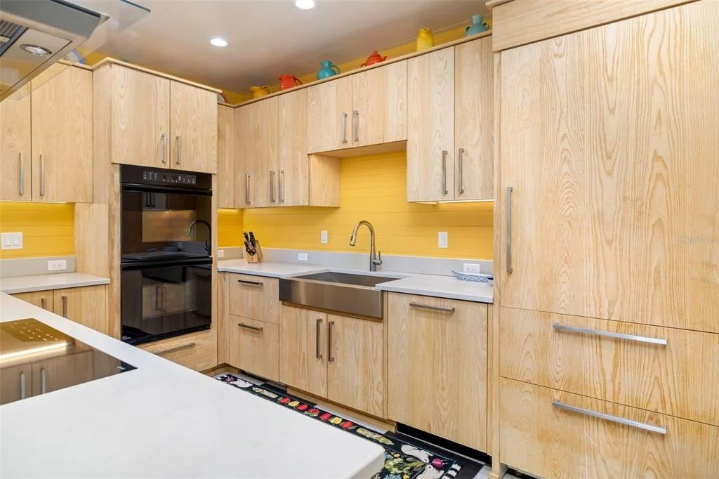 Photo of 560 HARBOR COVE CIRCLE