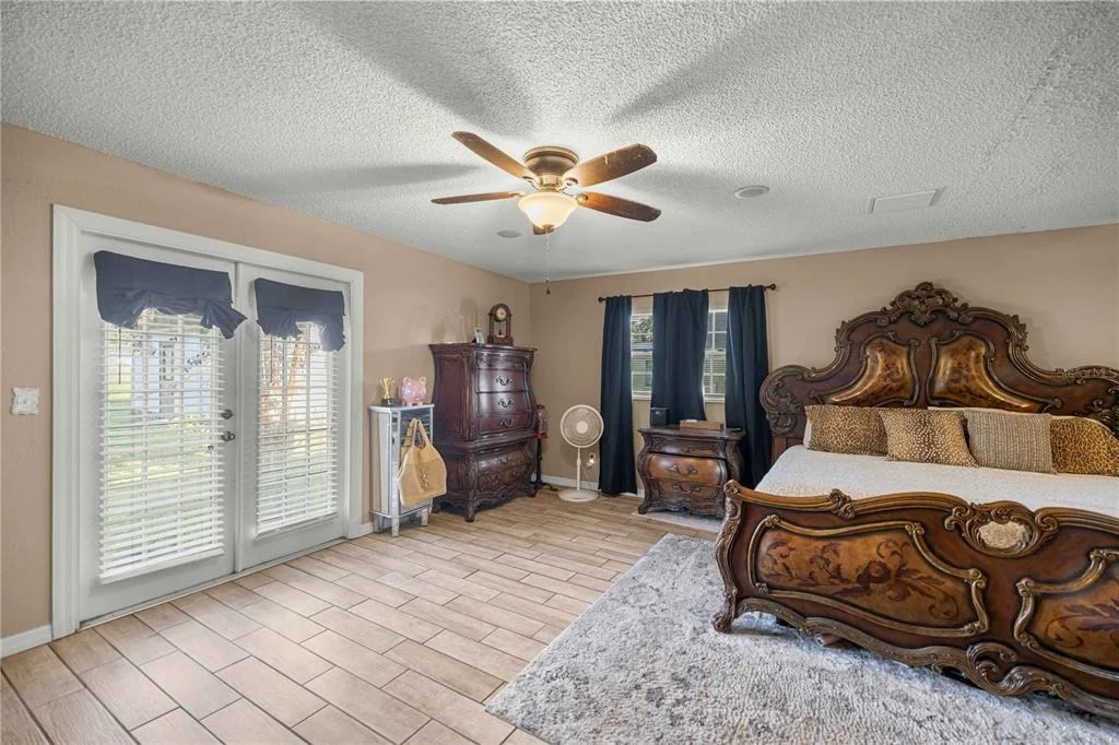 Photo of 1166 SE 44TH AVENUE