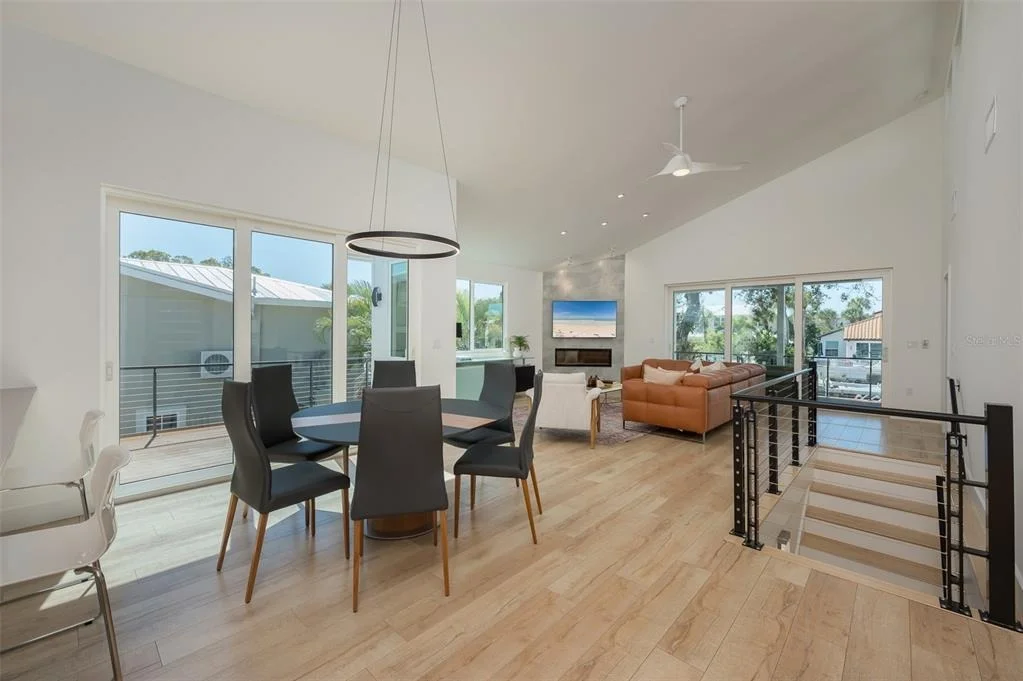 Photo of 4938 COMMONWEALTH DRIVE