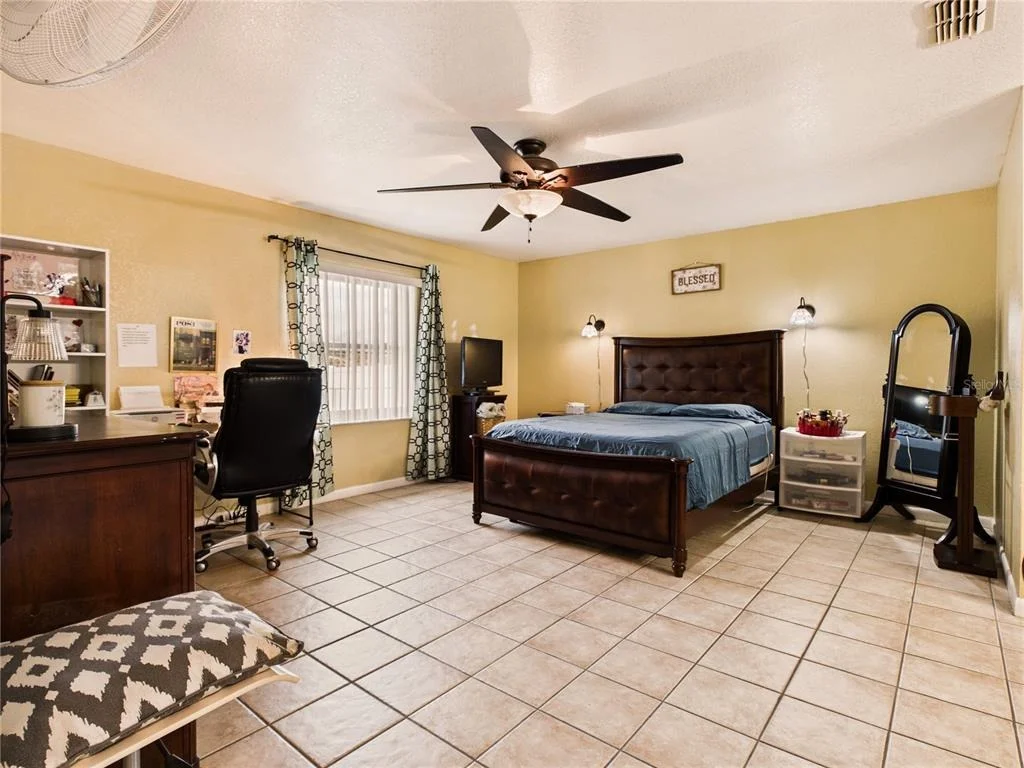 Photo of 13718 SW 40TH CIRCLE