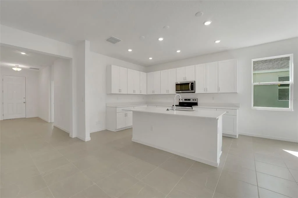 Photo of 304 MEREDITH BOULEVARD