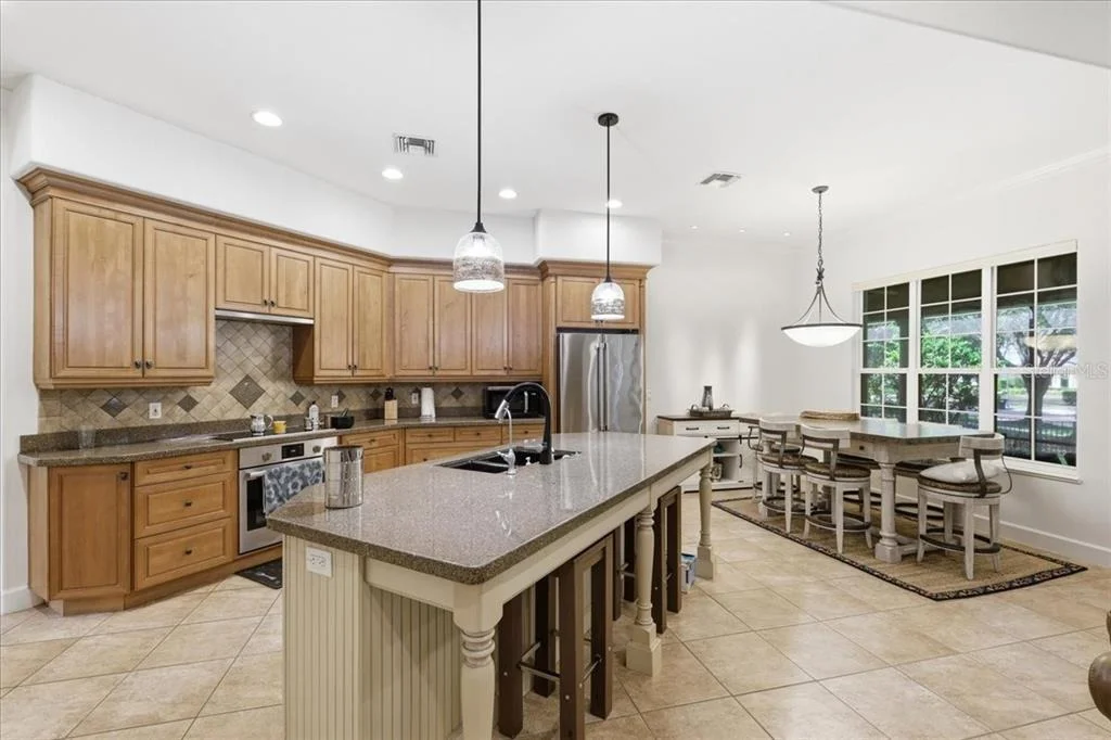 Photo of 6124 FOXFIELD COURT