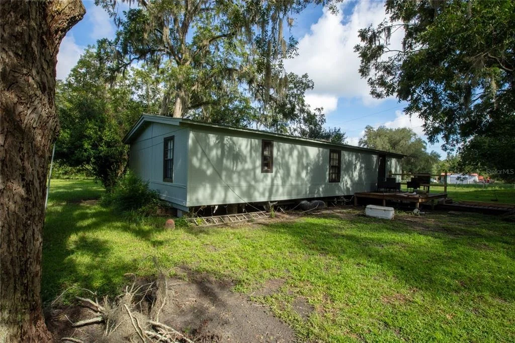 Photo of 9284 NW CR  225