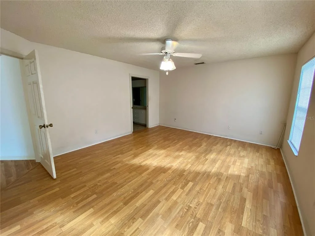 Photo of 101 BRAEBURN CIRCLE