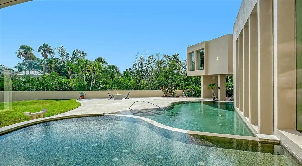 Photo of 6610 GULF OF MEXICO DRIVE