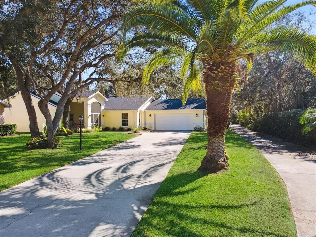 Photo of 1002 TEQUESTA TRAIL