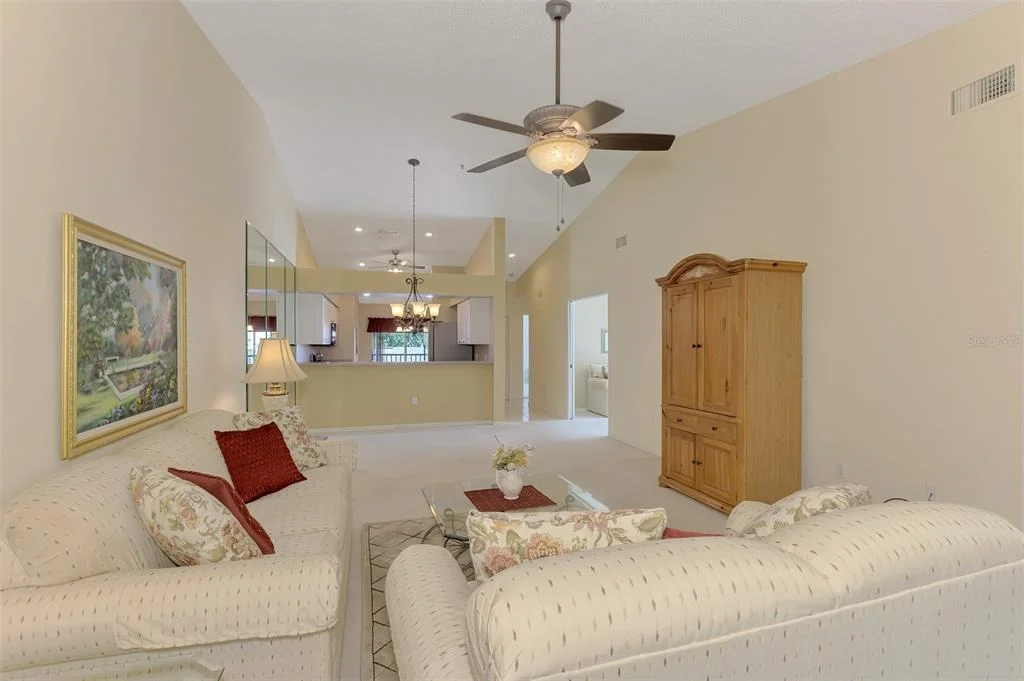 Photo of Unit 807 at 6904 DREWRYS BLUFF